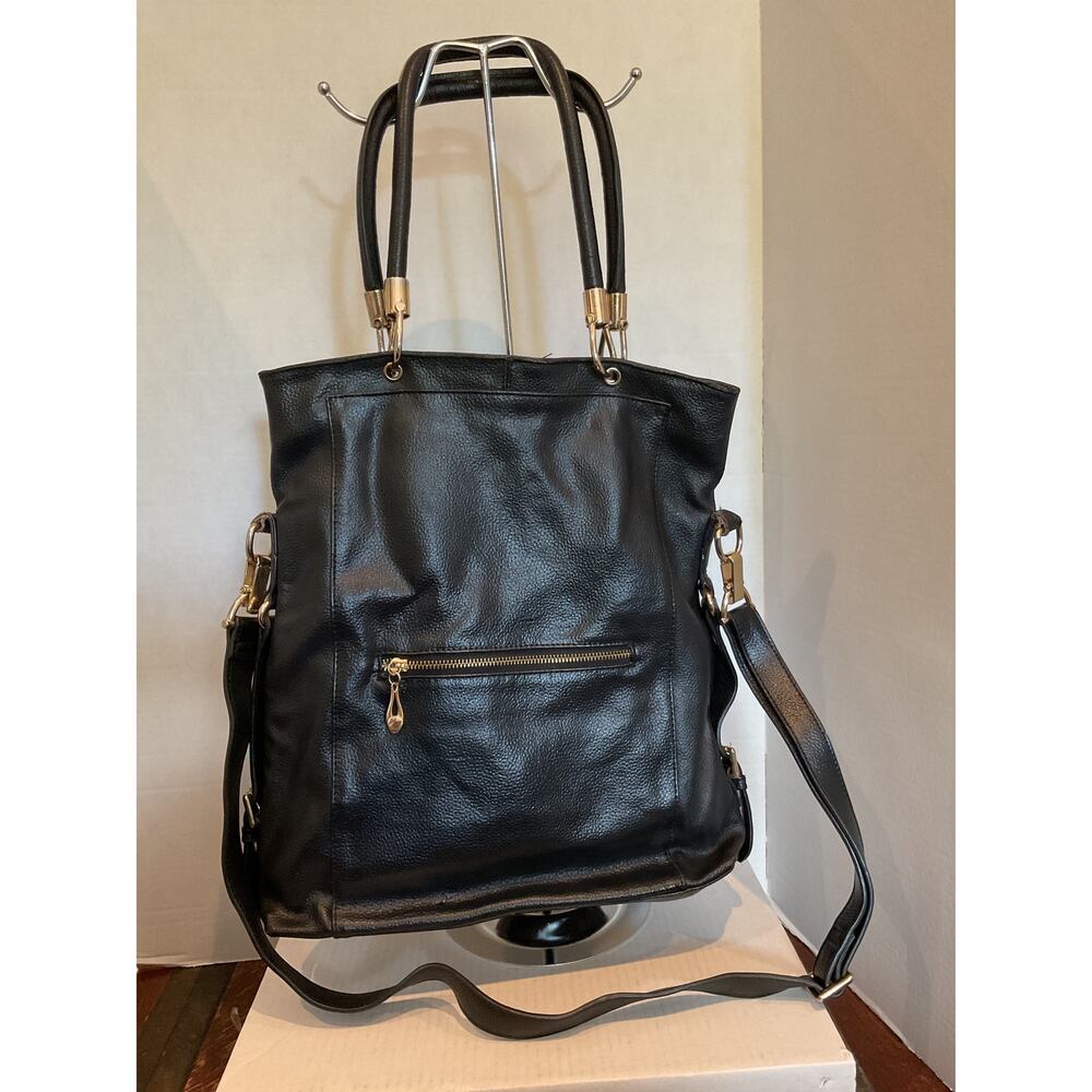 Erica Anenberg - Kristen Bell - Pebbled Leather Shopper/Crossbody. - Black